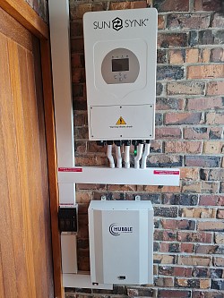 5Kw Inverter And 5Kwh Battery Bergvliet