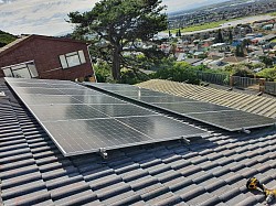 12 x 550w Panels Muizenberg